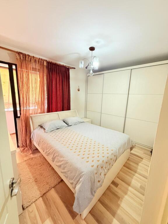 APARTAMENT 2+1 PER QERA TEK FUSHA E AVIACIONIT