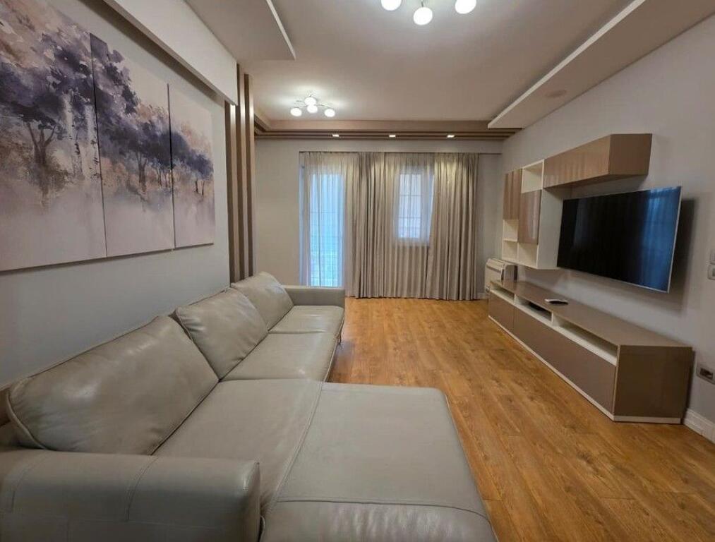 Qera,Apartament 1+1 tek Ish Parku, Rruga Ndre Mjeda