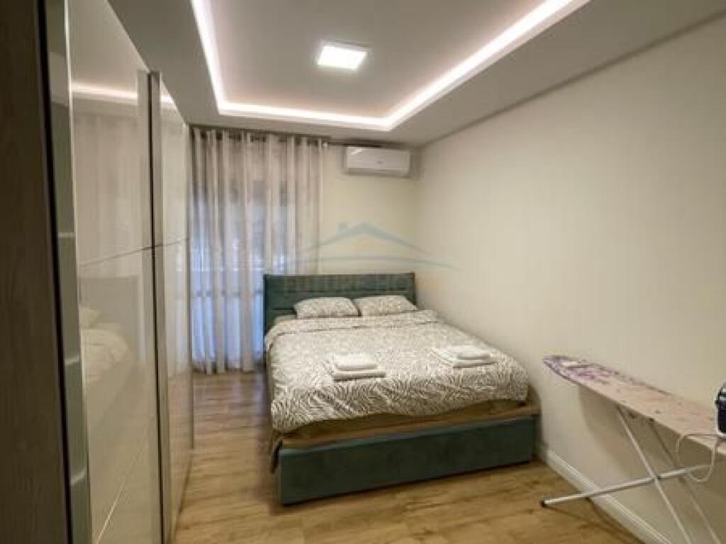 Qera, Apartament 2+1, Blloku, Sami Frashëri, Tiranë.