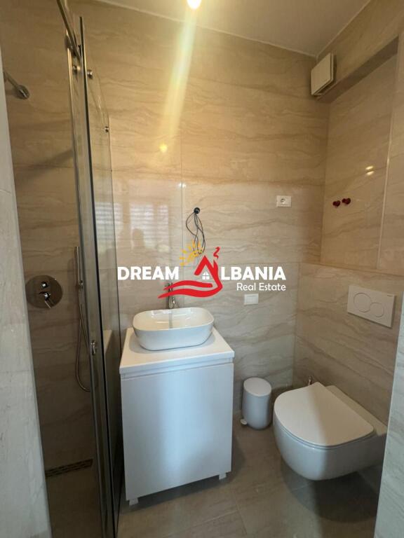 Appartamento 2+1+2 in affitto nel centro vicino a Toptani Center (ID 42215411).