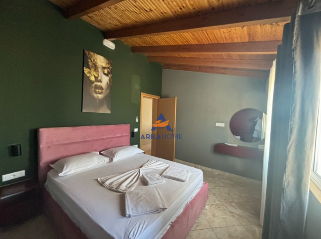 SHITET PENTHOUSE 3+1+BALLKONE "SARANDE" 260.000 EURO