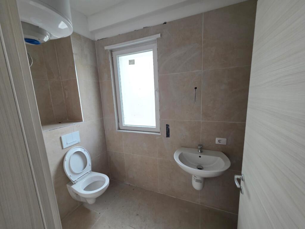 Laprak Kupola Shitet Apartament 2+1+2