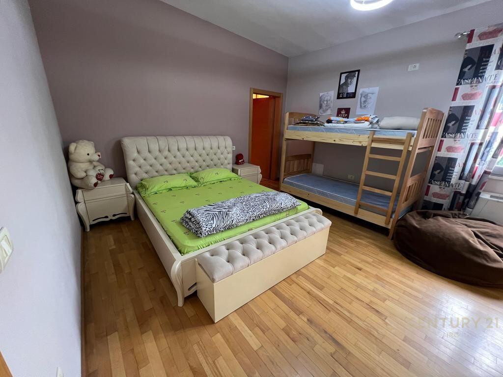 DUPLEX PER QIRA TEK JORDAN MISJA! 1,000 € /Muaj Sip. Totale  300m2