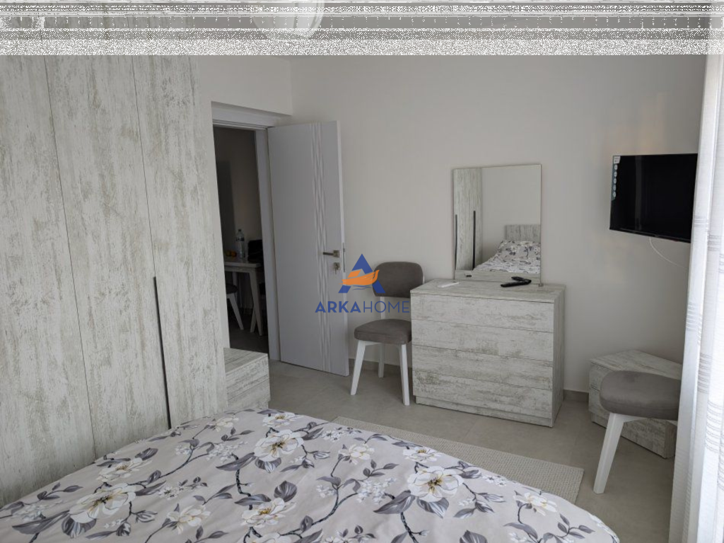 JEPET APARTAMENT ME QERA 2+1 + BALLKON "RRUGA E DIBRËS" 650 EURO