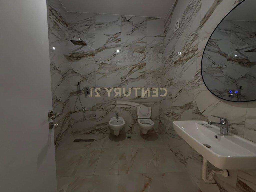 JEPET ME QIRA APARTAMENT 2+1+2+POST PARKIMI