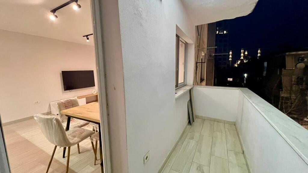 In Affitto: 1+1📍Vicino alla Piramide (Accanto a ETC) - 65.000 Lek - 4° Piano - 50m² - 100% Nuovo in Busta✨️ || Una delle zone più richieste di Tirana🔥