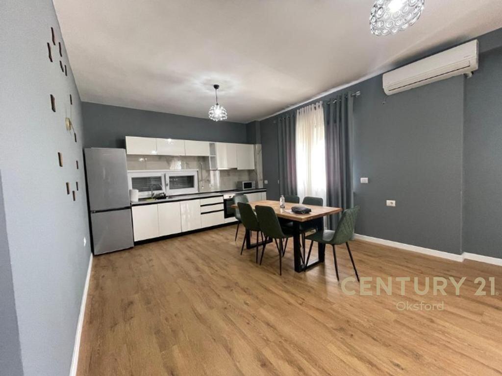 JEPET ME QIRA – APARTAMENT 2+1+2 + POST PARKIMI | KOPSHTI BOTANIK