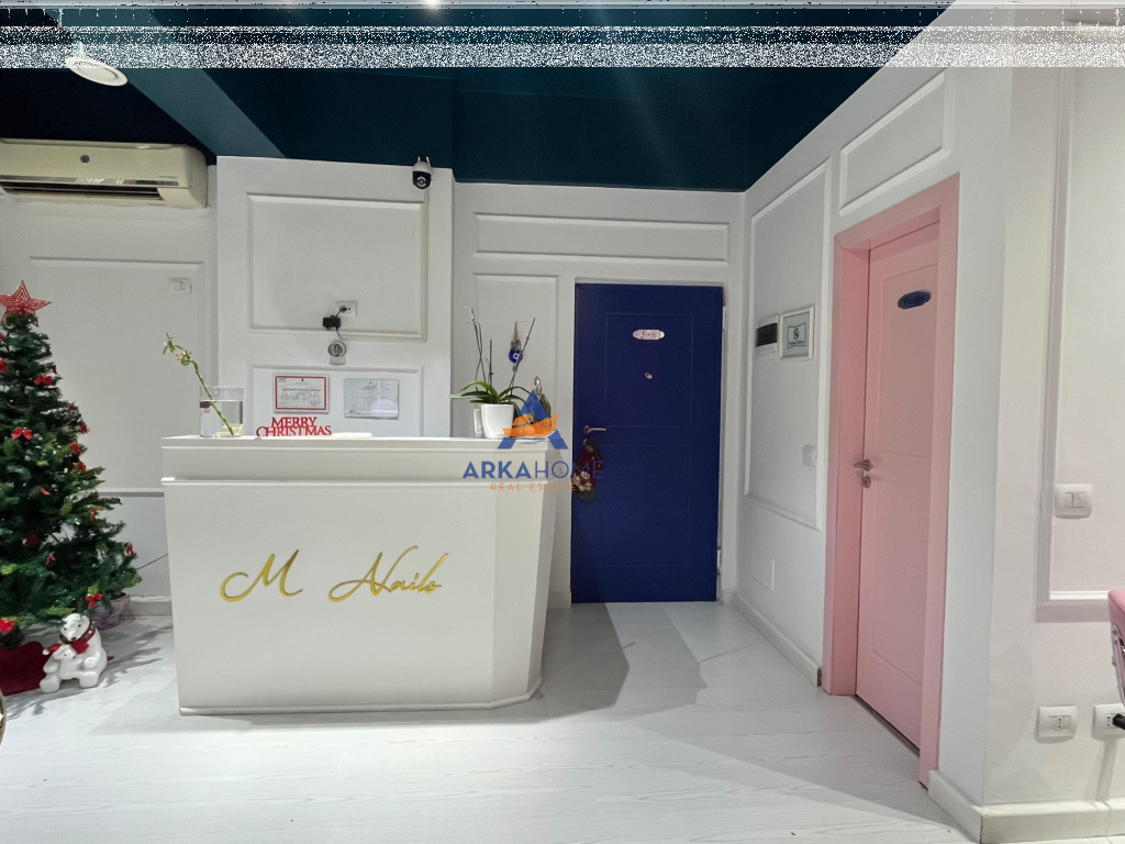 JEPET AMBIENT ME QERA 70M2 ⁠"RRUGA MYSLYM SHYRI" 80.000 LEKE