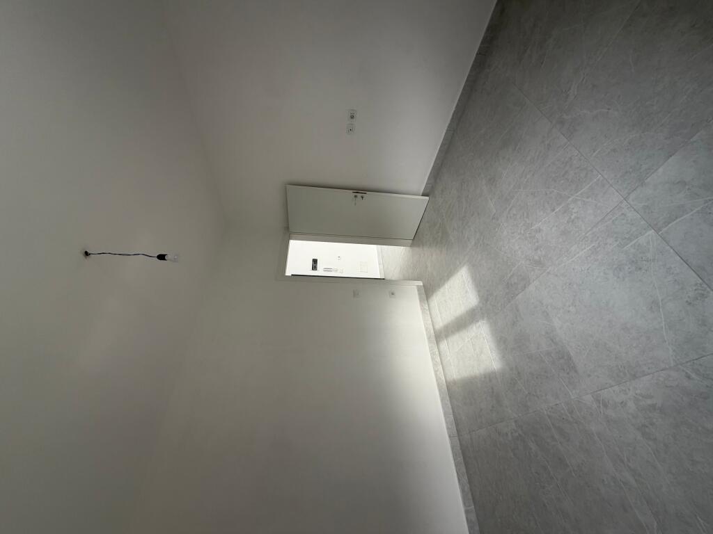 🏖️ Shitet Apartament – Shkëmbi i Kavajës