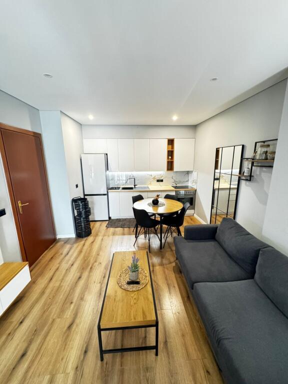 APARTAMENT ME QERA 2+1 DELIORGJI 70.000 LEKE