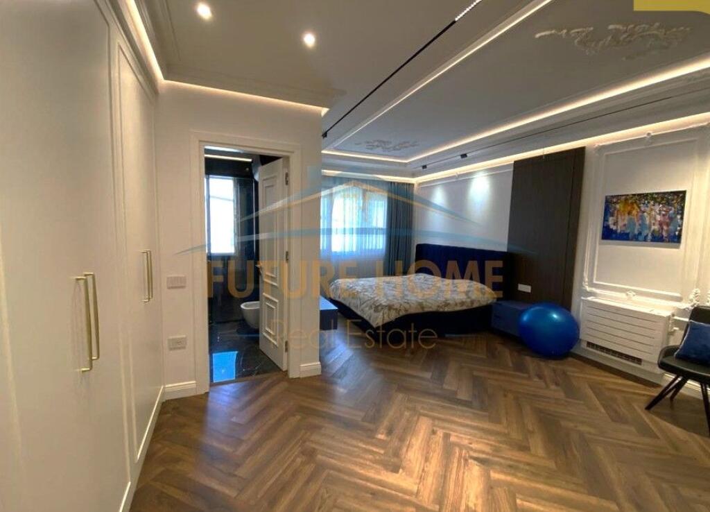 For sale, Apartment 4+1+3+2 Parking Spaces, Residence "EURO 3D", Tirana.