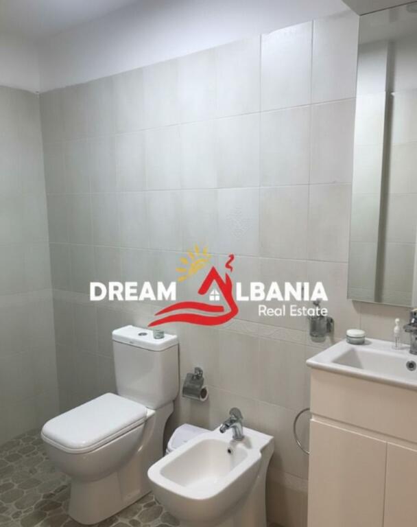 Apartment 1+1 for sale at Komuna Parisit