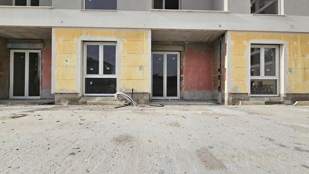 1+1 plus post parkimi ne shitje 80000€