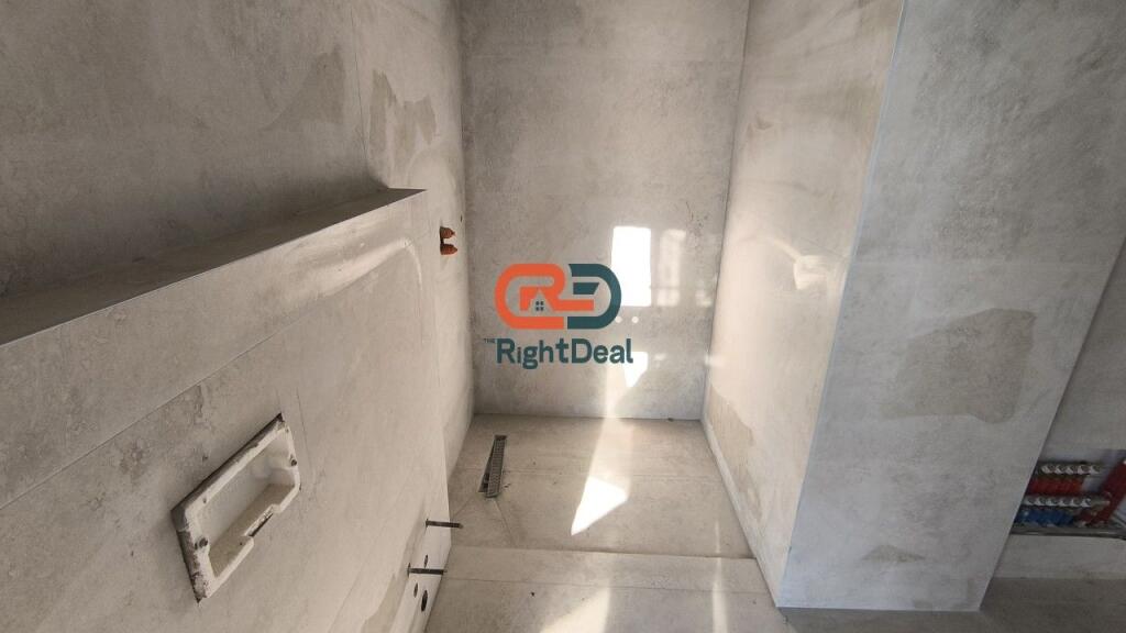 Tek Hipoteka ,Shitet Super Apartament 1+1 Me Post Parkimi !!