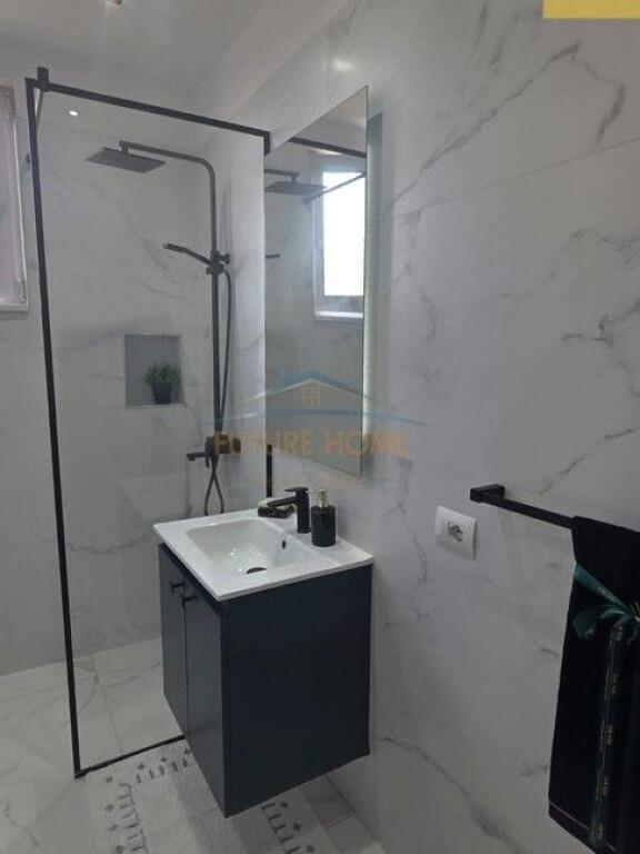 Shitje, Apartament 1+1, 21 Dhjetori , Tiranë.