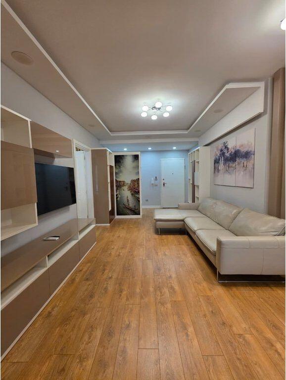 Qera,Apartament 1+1 tek Ish Parku i Autobuzave, Tirane.