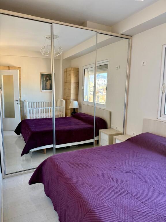 Shesim Apartament 1+1 Rruga Arkitekt Kasemi!