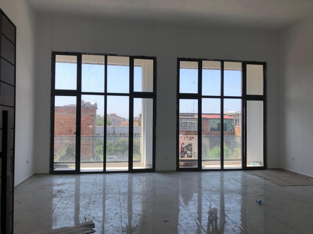 DYQAN ME QERA 89M2 XHAMLLIKU 600EURO