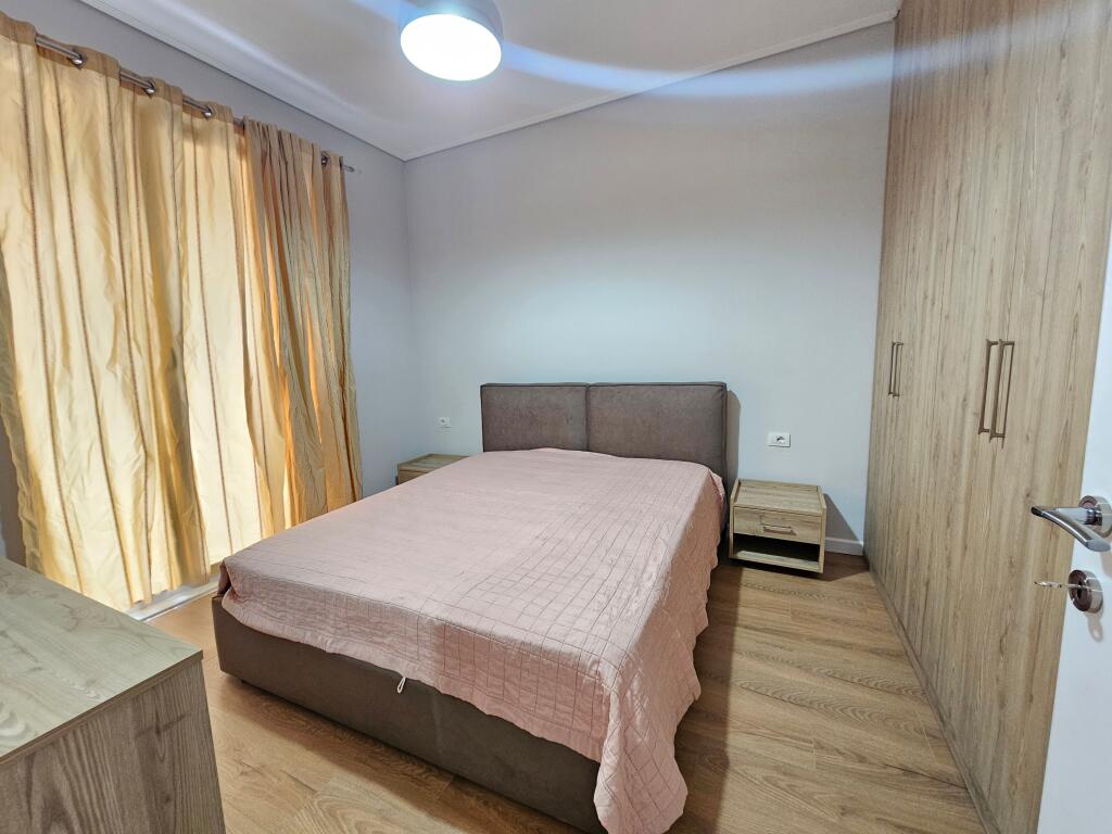 Jepet me qira apartament 1+1 – Univers City