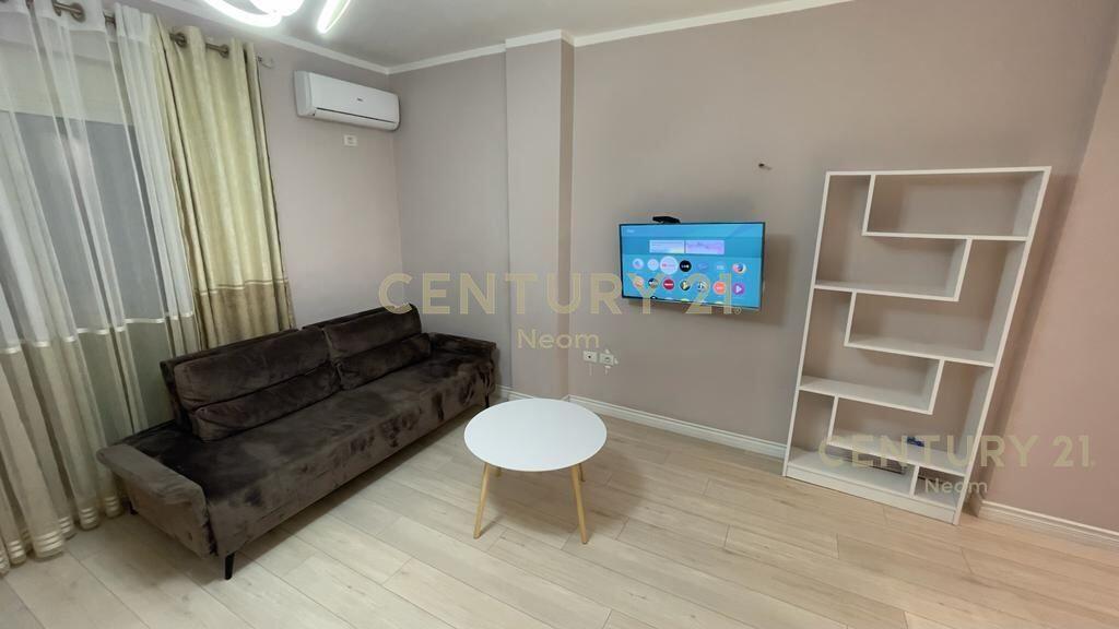 APARTAMENT ME QERA 1+1 TEK LIQENI THATE