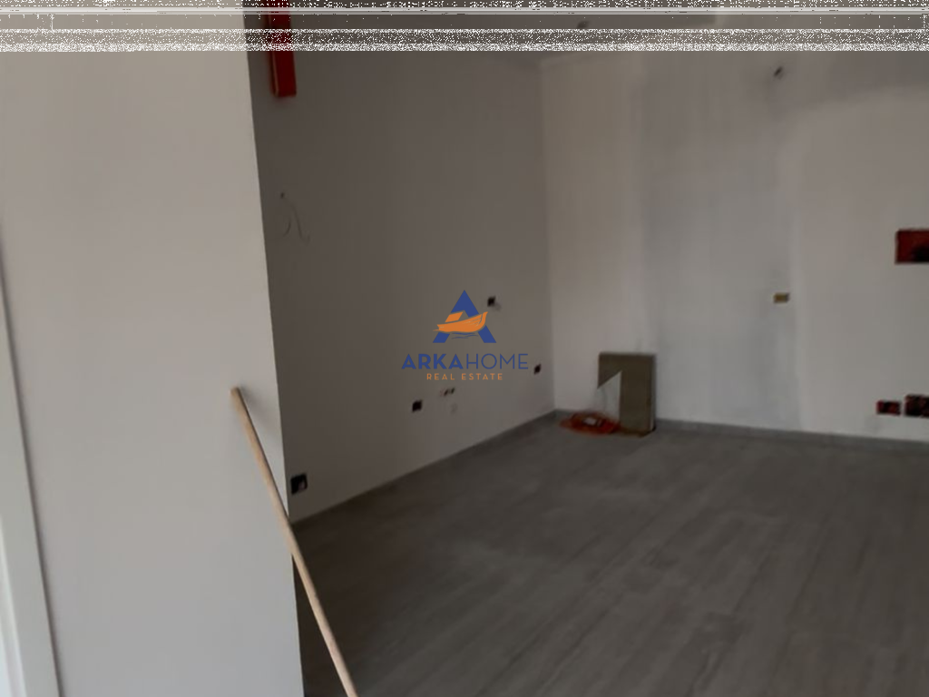SHITET APARTAMENT 1+1+VERANDË "VLORE" 110.000 EURO