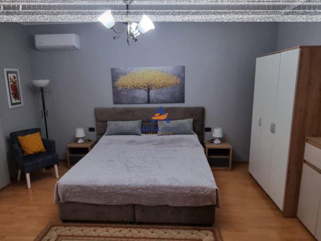 JEPET APARTAMENT ME QERA "RRUGA E ELBASANIT ,SHKOLLA E BALETIT" 60000 LEKE