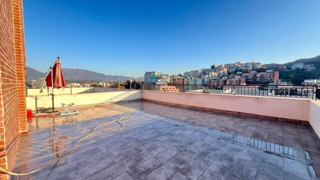 In Affitto: 2+1+2wc📍Giardino Botanico || Veranda Panoramica✨ - 900€ - Sup.150m² - Costr.2023 - 🔥Appena Ristrutturato con Architetto🔥