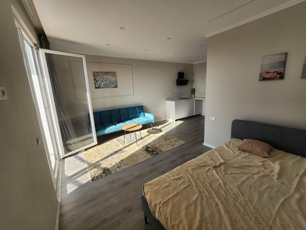 SHITET SUPER GARAONERE ME PAMJE DETI TEK UJESJELLESI DURRES