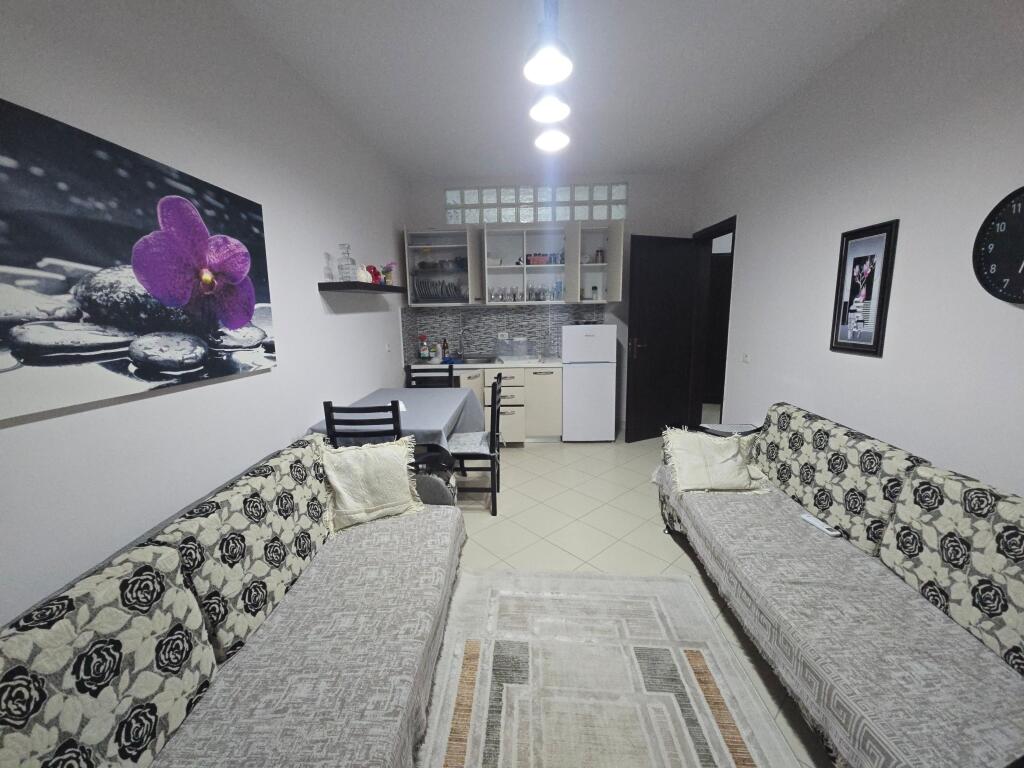 JEPET ME QERA SUPER APARTAMENT 1+1 TEK KAZAZI DURRES