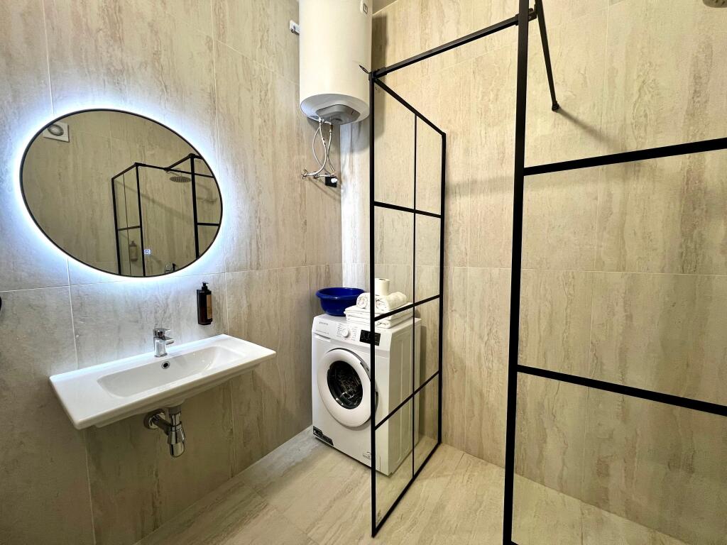 Apartment 1+1+Balcony &amp; Parking Space for Sale - Lungomare Vlore