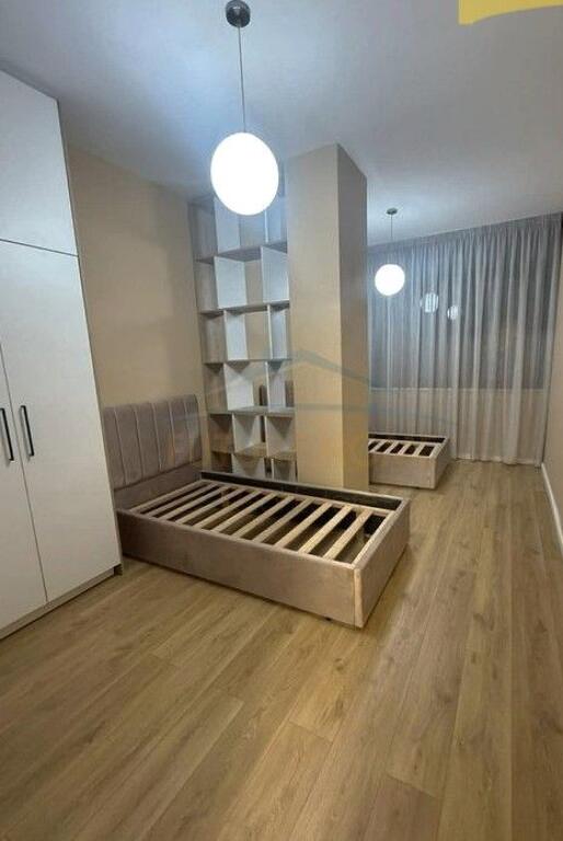 Shitet , Apartament 2+1 , Unaza e re