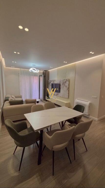 JEPET APARTAMENT 2+1 ME QIRA TE ROSE GARDEN, TEG 1.100 EURO