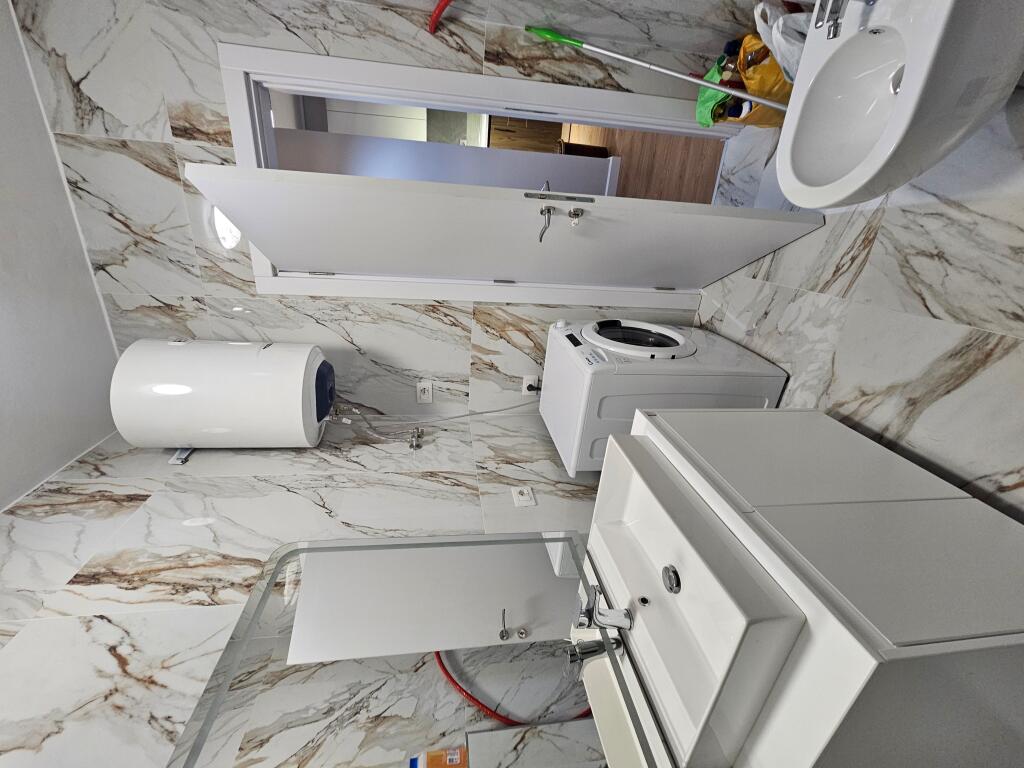 Jepet me qira apartament 1+1 – Univers City