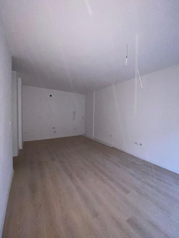 Univers City , Vendesi 2+1+2wc completato in vendita