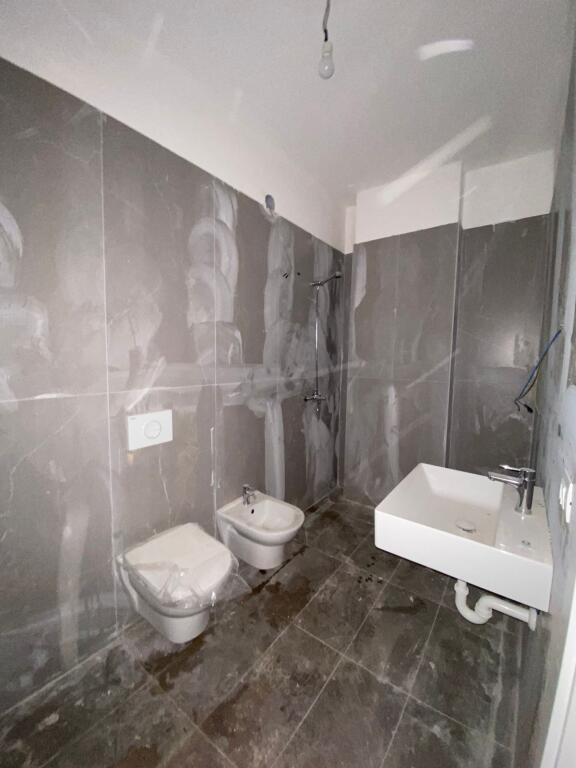 Univers City , Vendesi 2+1+2wc completato in vendita