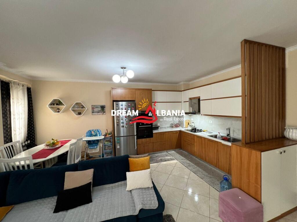 Apartament ne shitje 2+1+Verande ne Yzberisht prane KMY ne Tirane (ID 41211418)