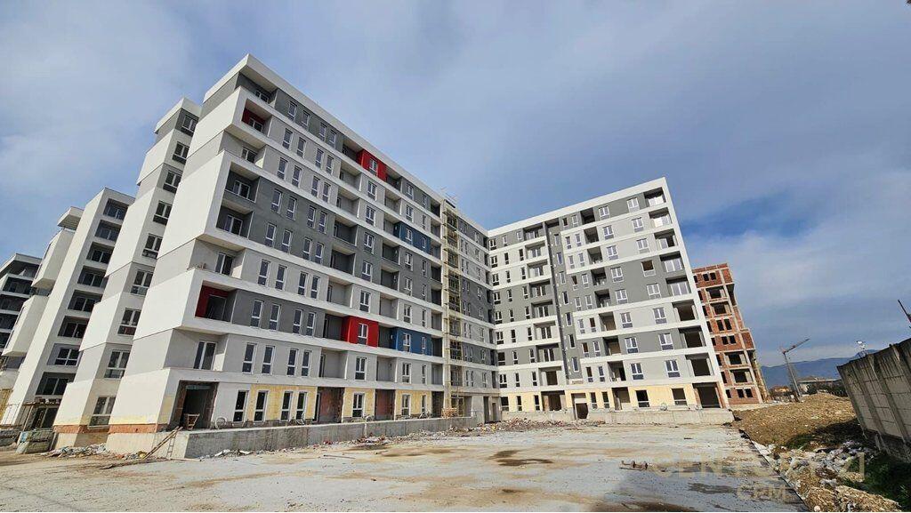 1+1 plus post parkimi ne shitje 80000€