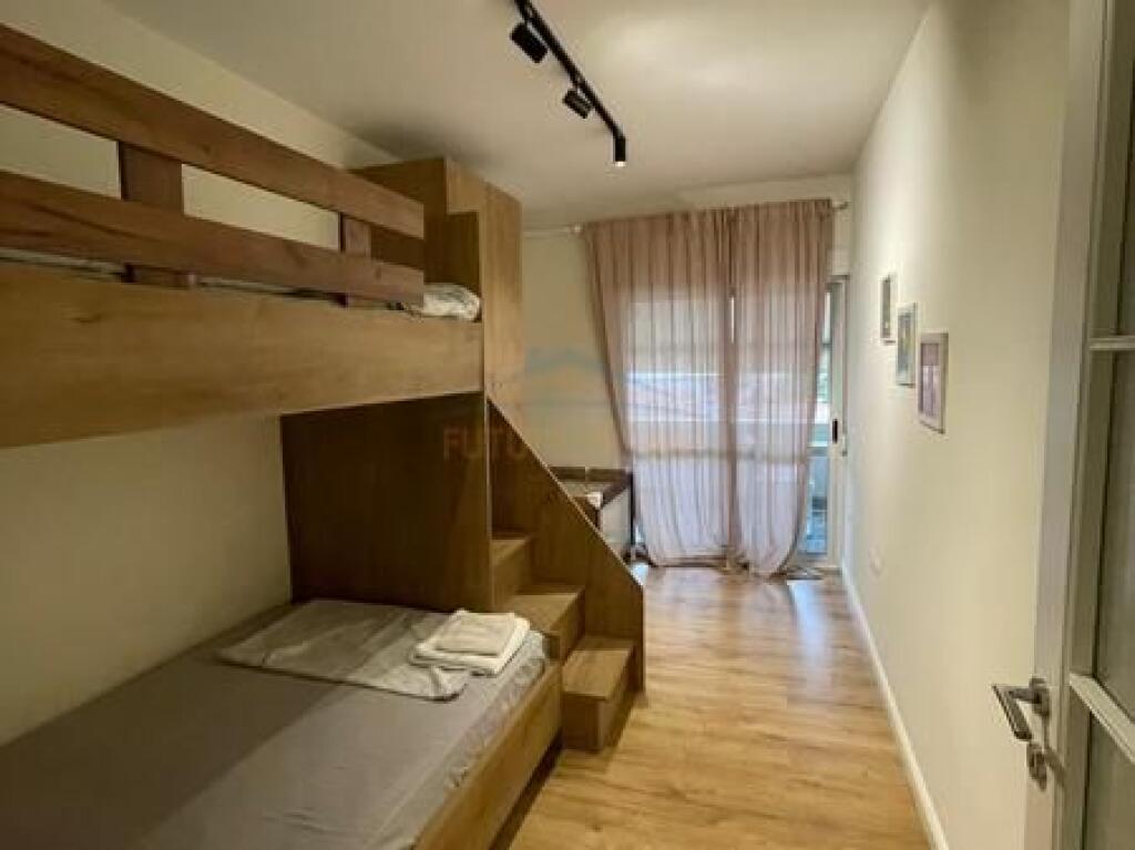Qera, Apartament 2+1, Blloku, Sami Frashëri, Tiranë.