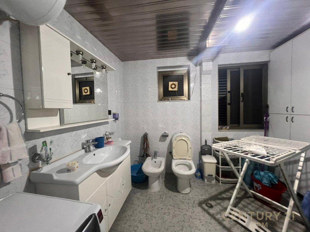 Affittiamo appartamento 2+1 in via Bardhyl! 630 € /Mese Superficie totale 70m2