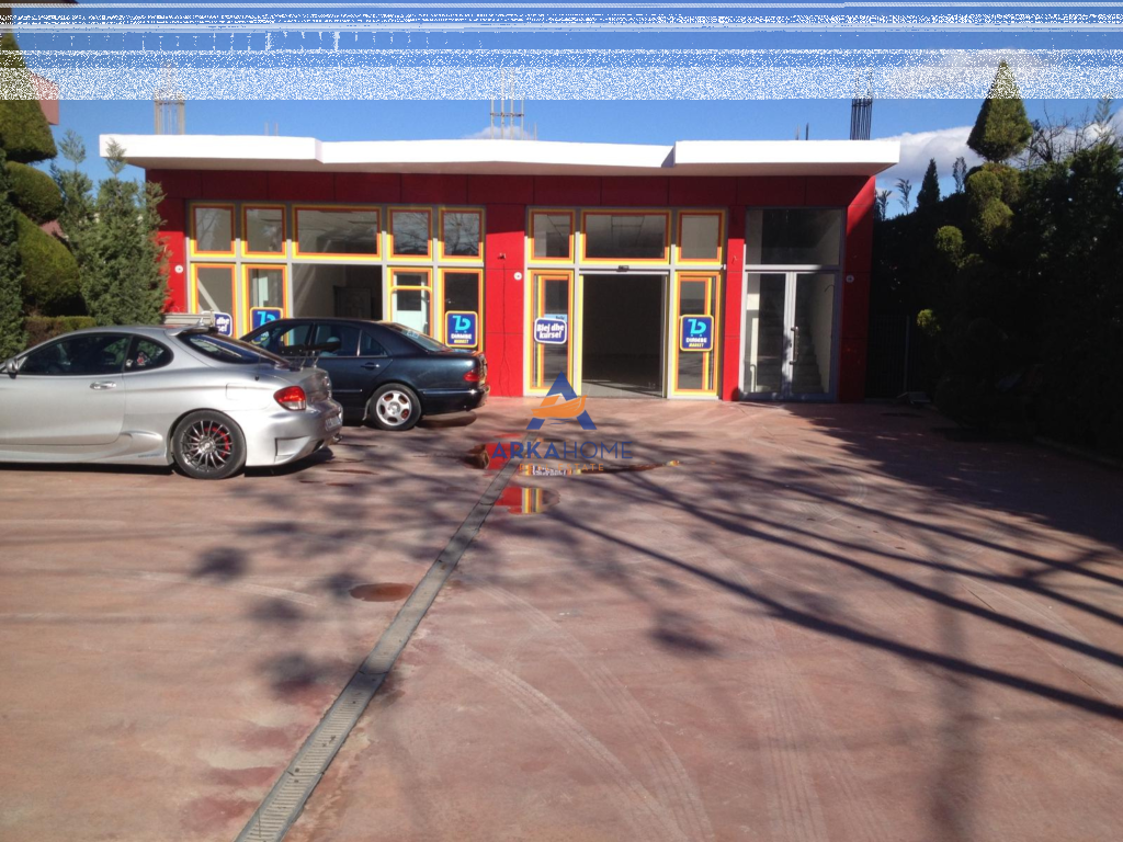 AFFITTASI MAGAZZINO 230M2 "KAMEZ" 1250 EURO