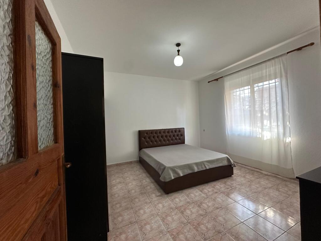 APARTAMENT 2+1+2 POSTE PARKIMI PER QIRA