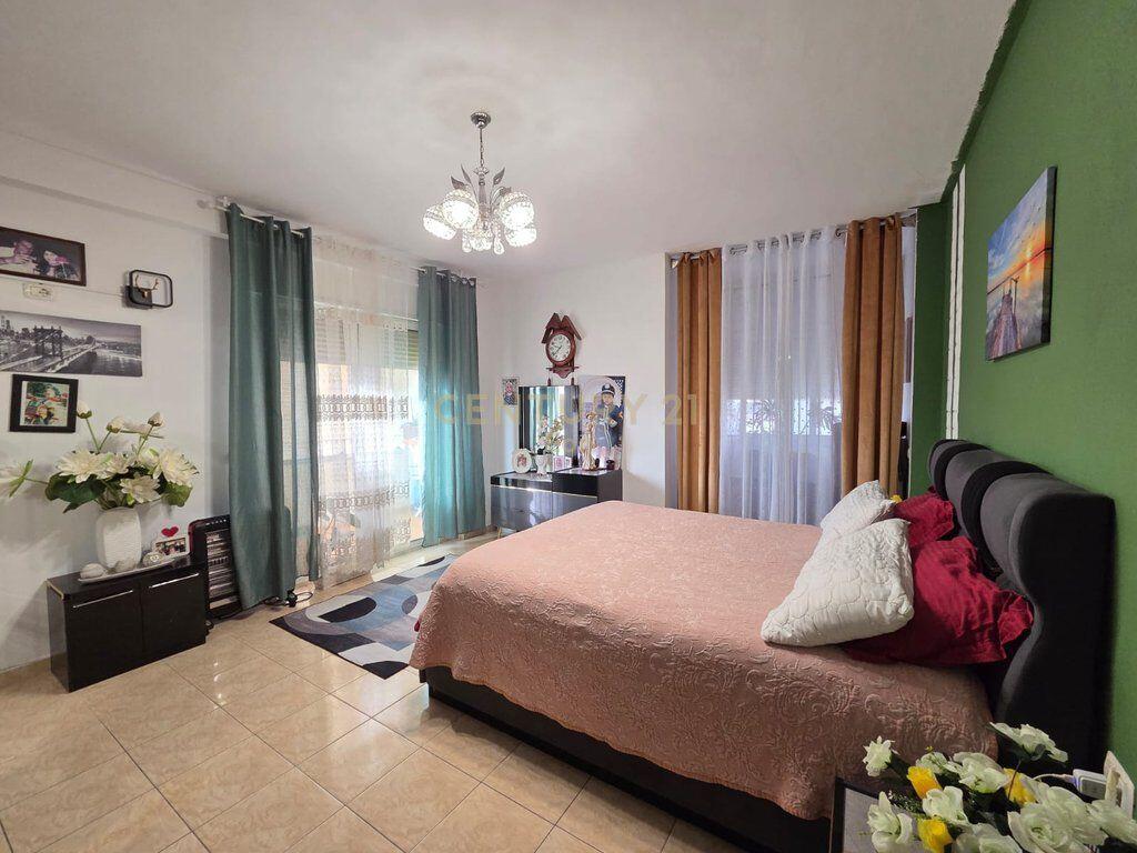 SHITET APARTAMENT 1+1 PRANE VILES SE ZOGUT ! 95,000 € Sip. Totale  89m2