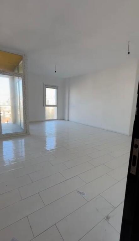 Apartament 2+1+2 Për Shitje në Bulevardi i Ri, Tiranë