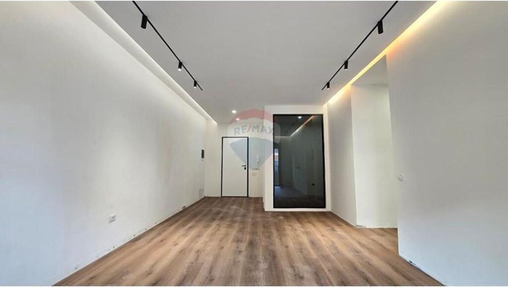 Apartament 2+1+post parkimi per shitje