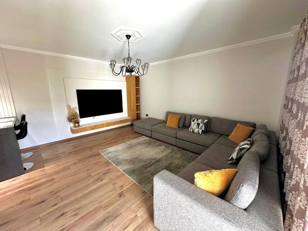 Myslym Shyri, shesim nje super apartament 2+1