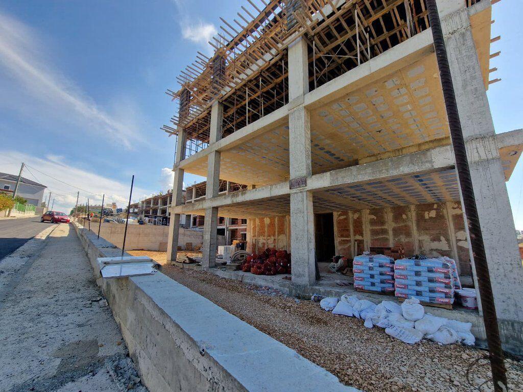 PËR SHITJE APARTAMENT 1+1- TEK FAMILY RESIDENCE PASKUQAN! MUNDËSI PAGESË ME KËSTE!