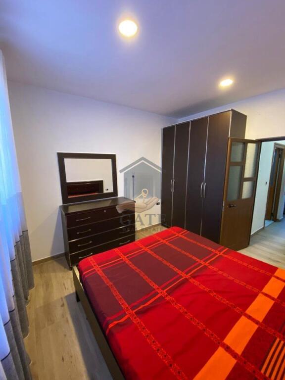 Jepet me Qira Kati i Parë i një Vile Ne Ish Kenet Durres