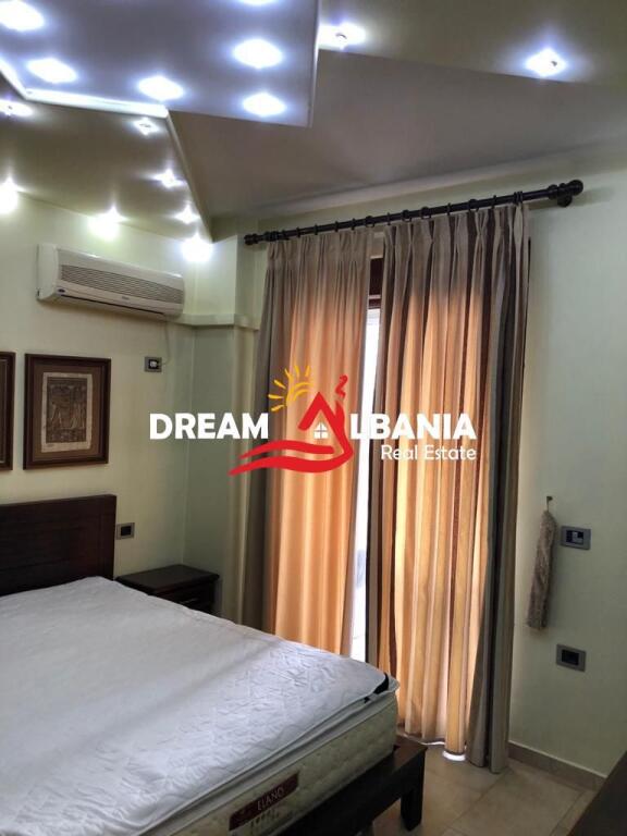 Apartament 3+1 me qera ne zonen e Bllokut prane Fakultetit Juridik ne Tirane (ID 4231317)