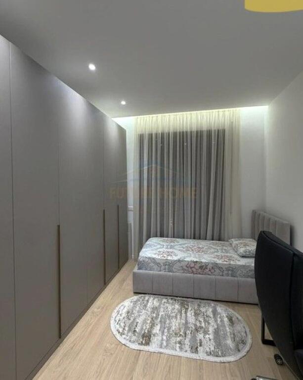 Shitet, Apartament 2+1+2+Post Parkimi, "Kompleksi Delijorgji ", Tiranë