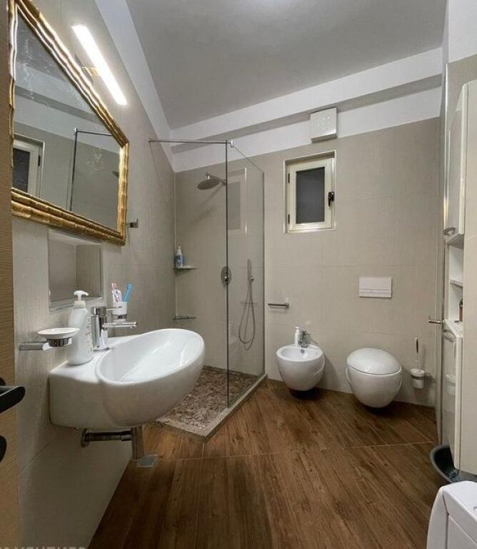 Shitet Apartament 2+1 ne Astir.